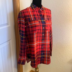 NWT Hilfiger silk button up
